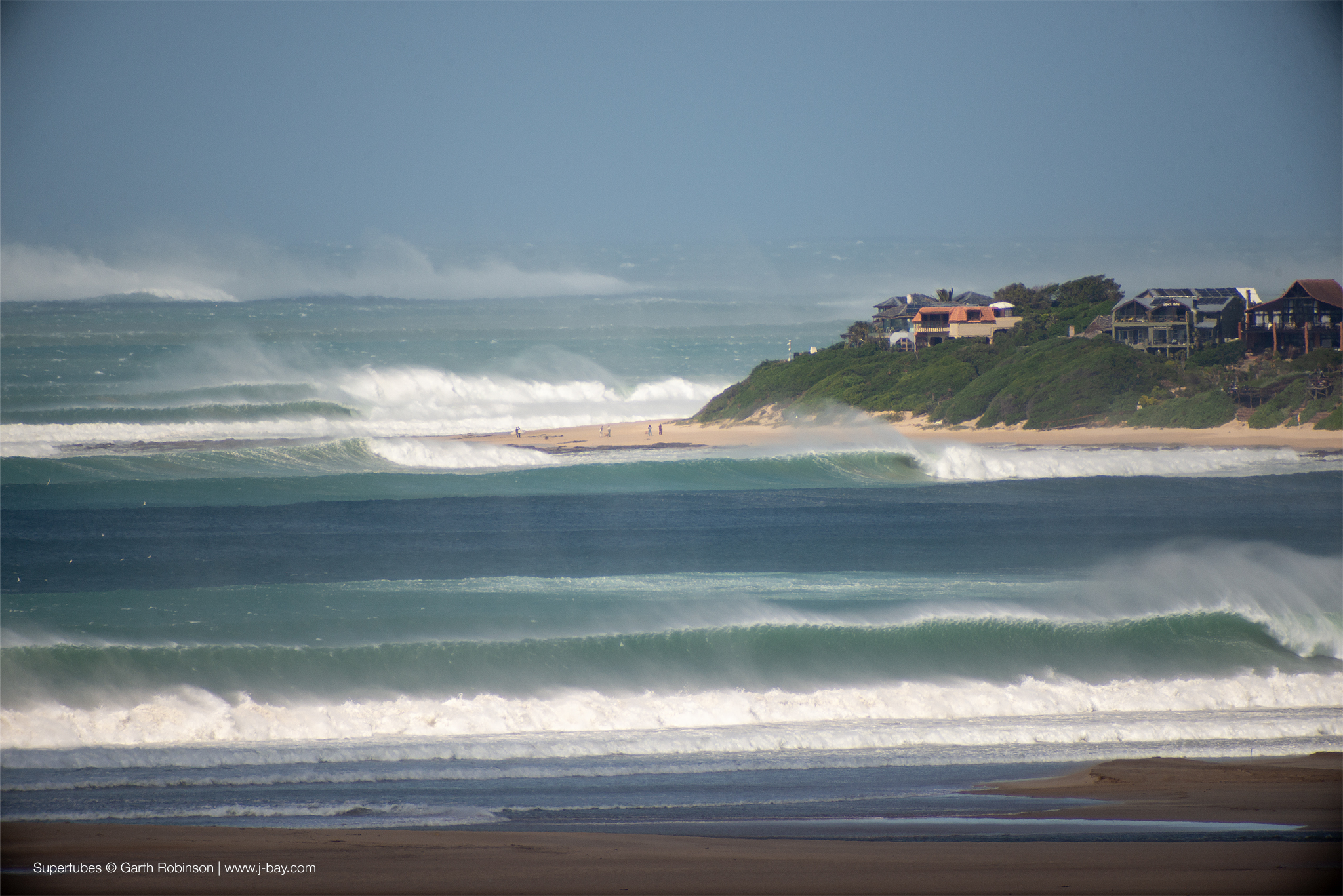 Supertubes waves return to J-Bay after WSL contest