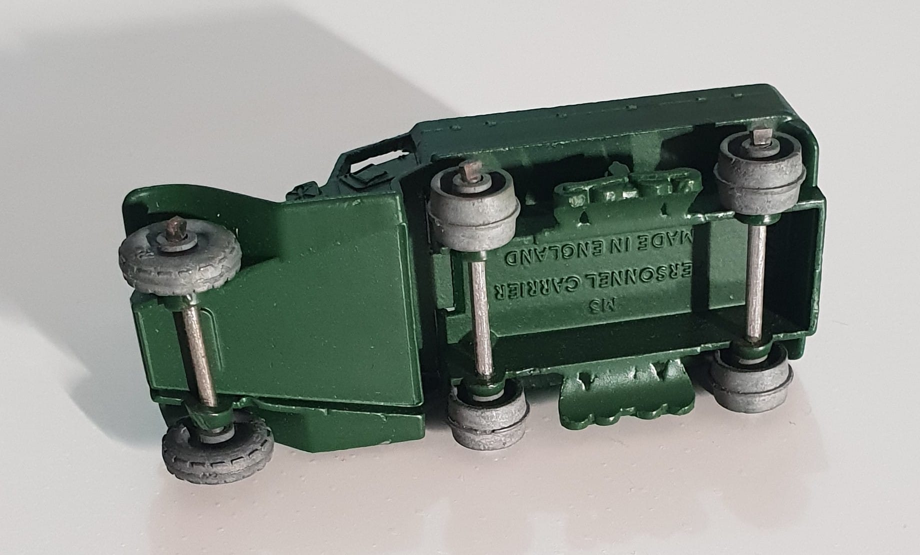 Sold.Lesney Matchbox 54 saracen personnel carrier R150 height 3cm