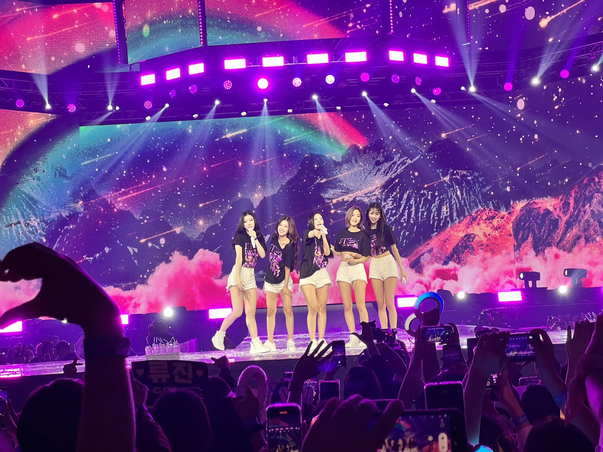 mwave itzy K-POP・アジア