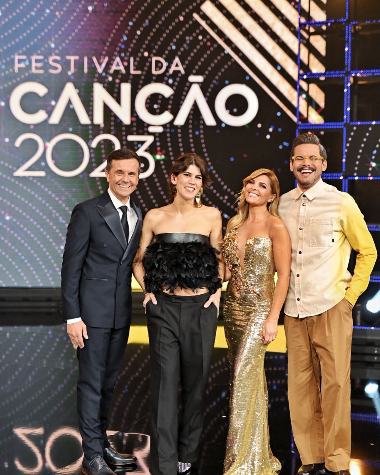 E os nossos apresentadores?... - RTP - Festival da Canção