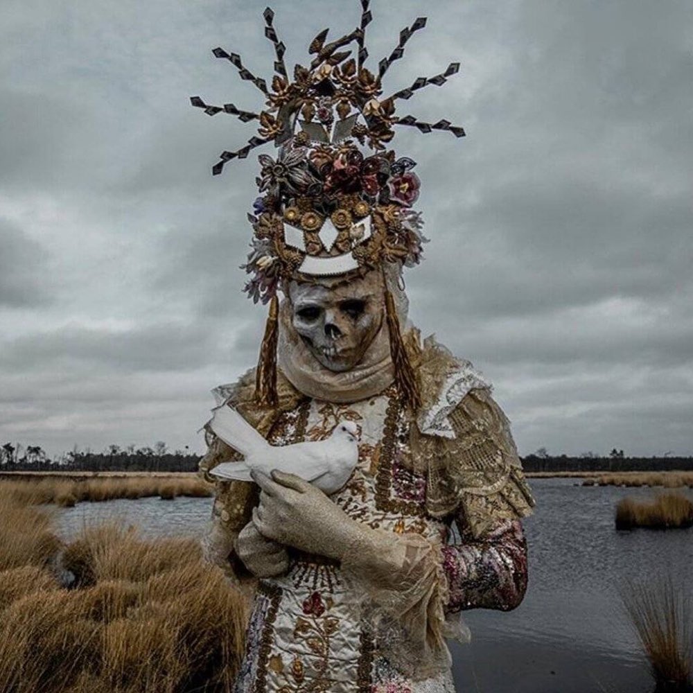 Mothmeister is an Antwerp based duo creating post mortem fairy