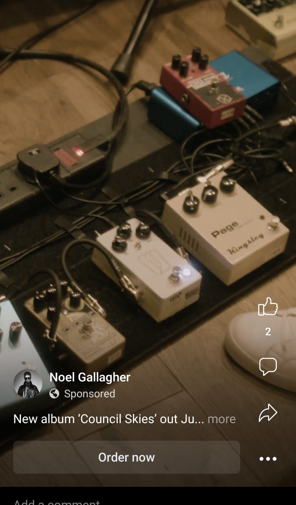 Noel Gallagher has a Superbolt on the board. That is all.