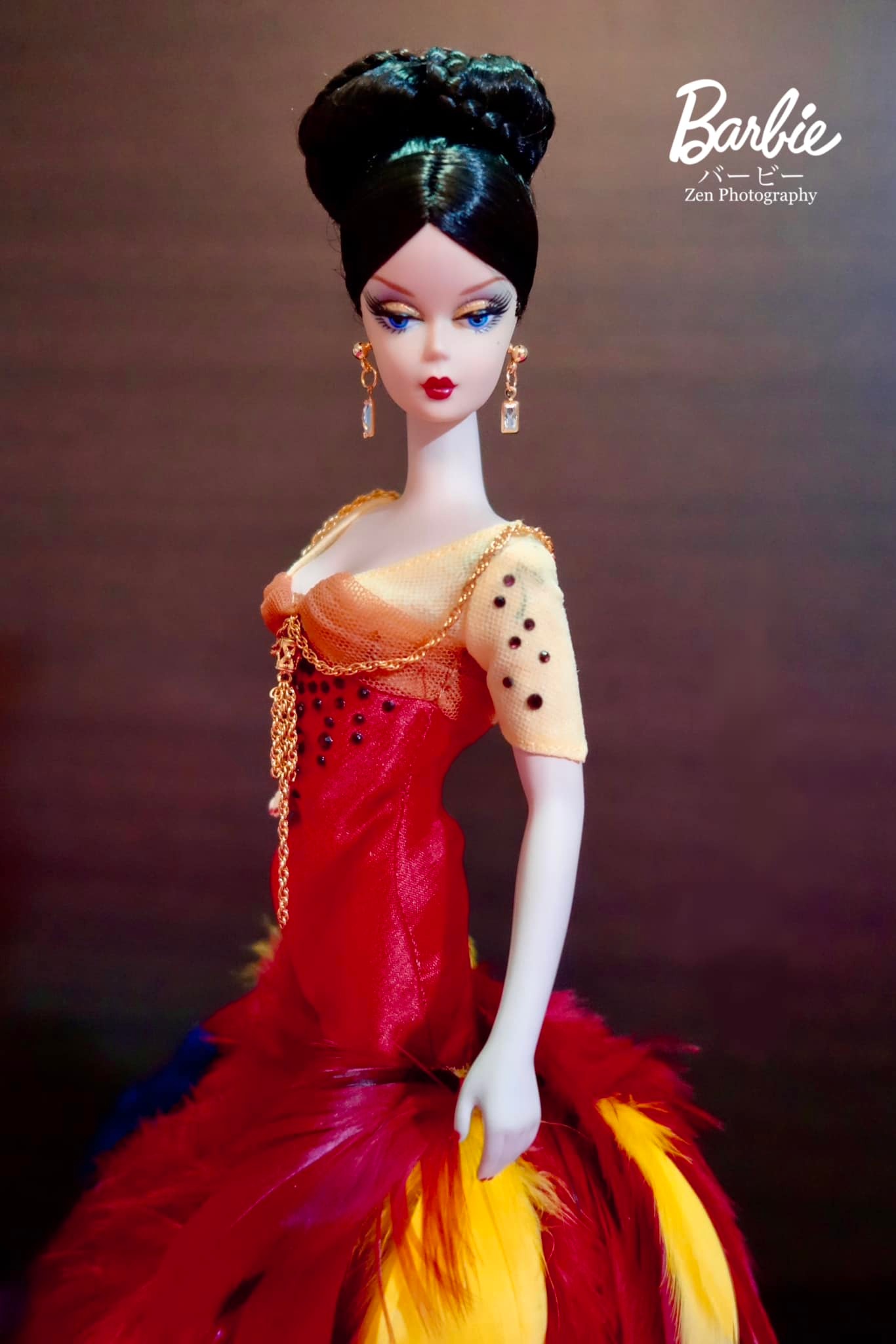Stunning dusk to dawn silkstone Barbie giftset