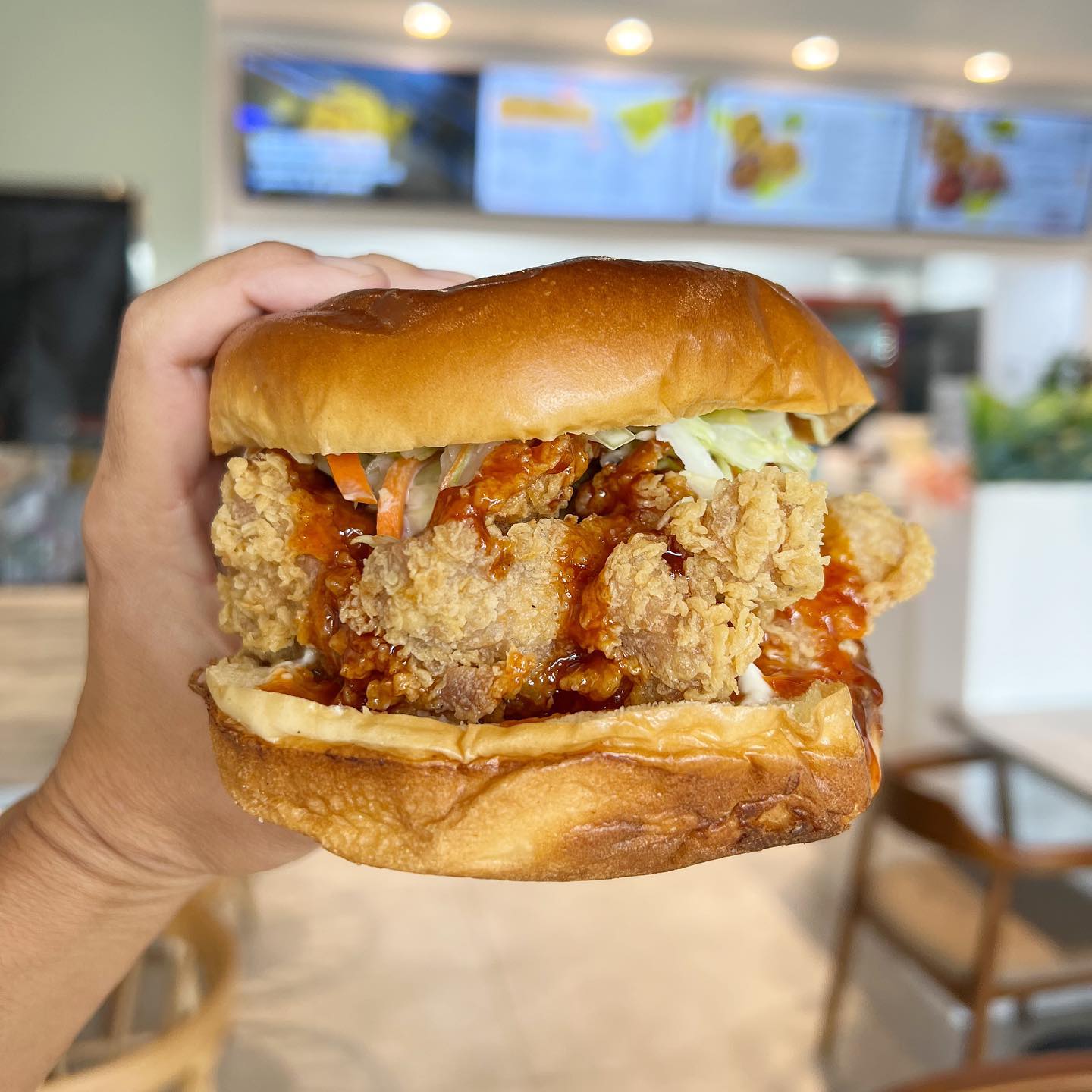 Where can you find the best fried chicken made in Hawaii? KJ's