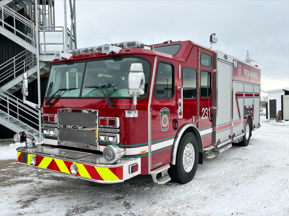 Canadian Fire and EMS | Trois-Rivières, QC BRAND NEW Pumper Unit 231 ...