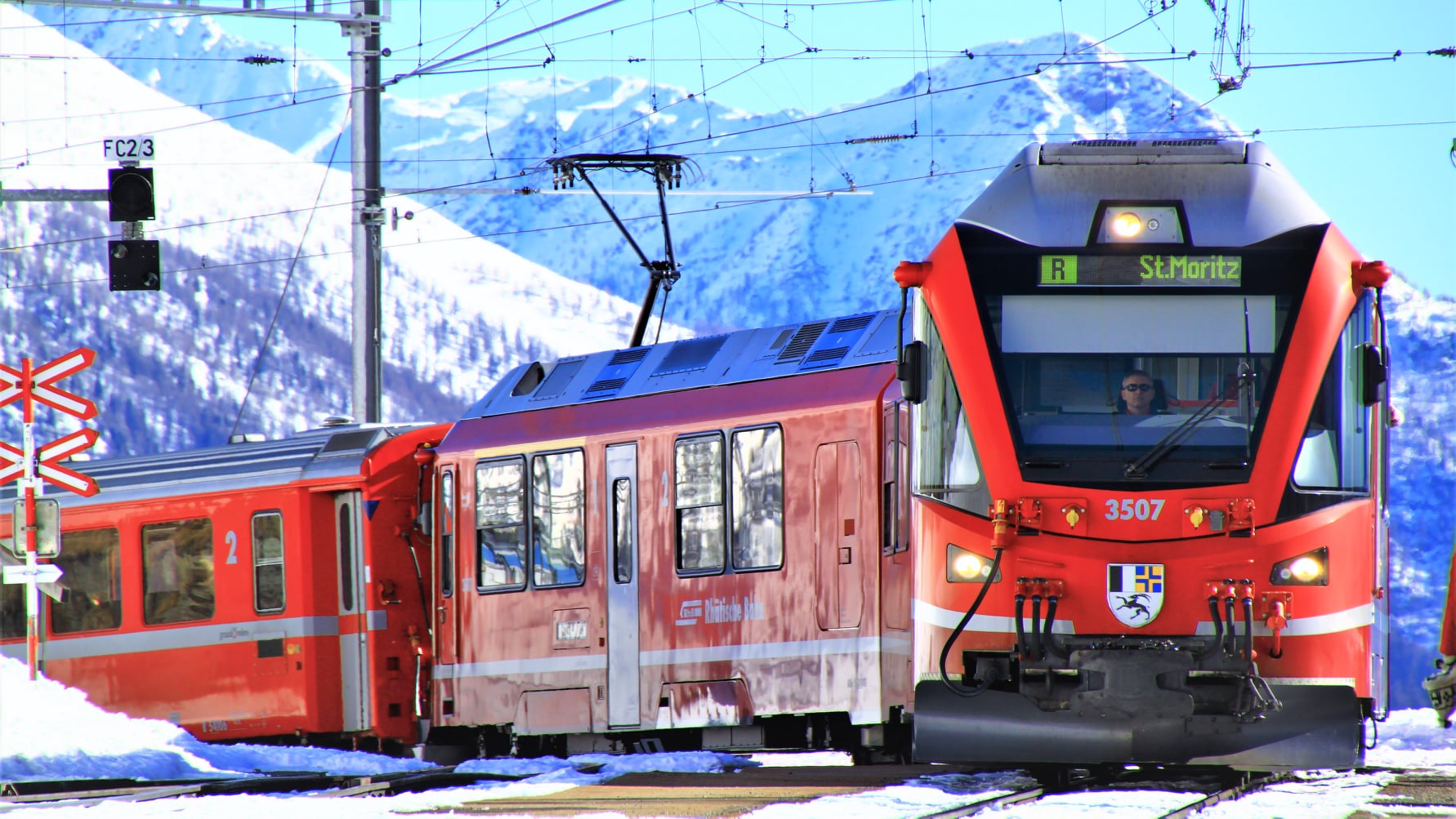 Kato Swiss Rhaetian Railway Abe 8/12 Allegra 3 car set