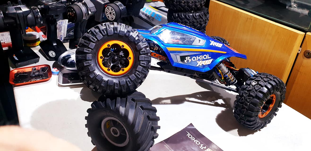Used Axial XR10 RC car with Tekin ESCs and motors