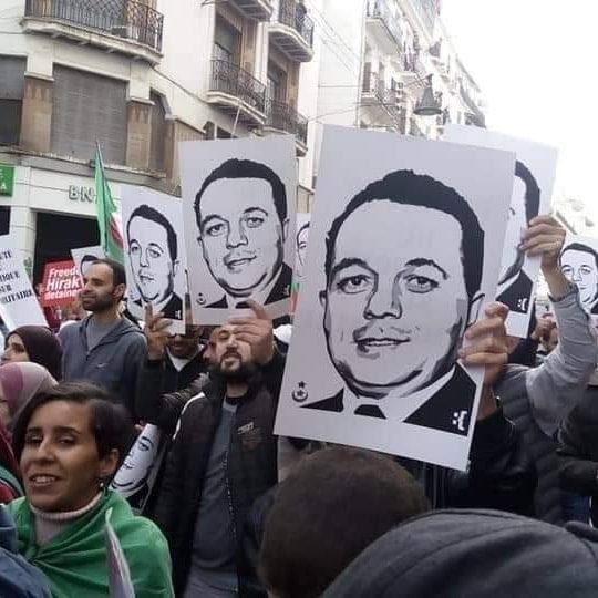Algerie360.com - Alger : les manifestants ont rendu un... | Facebook