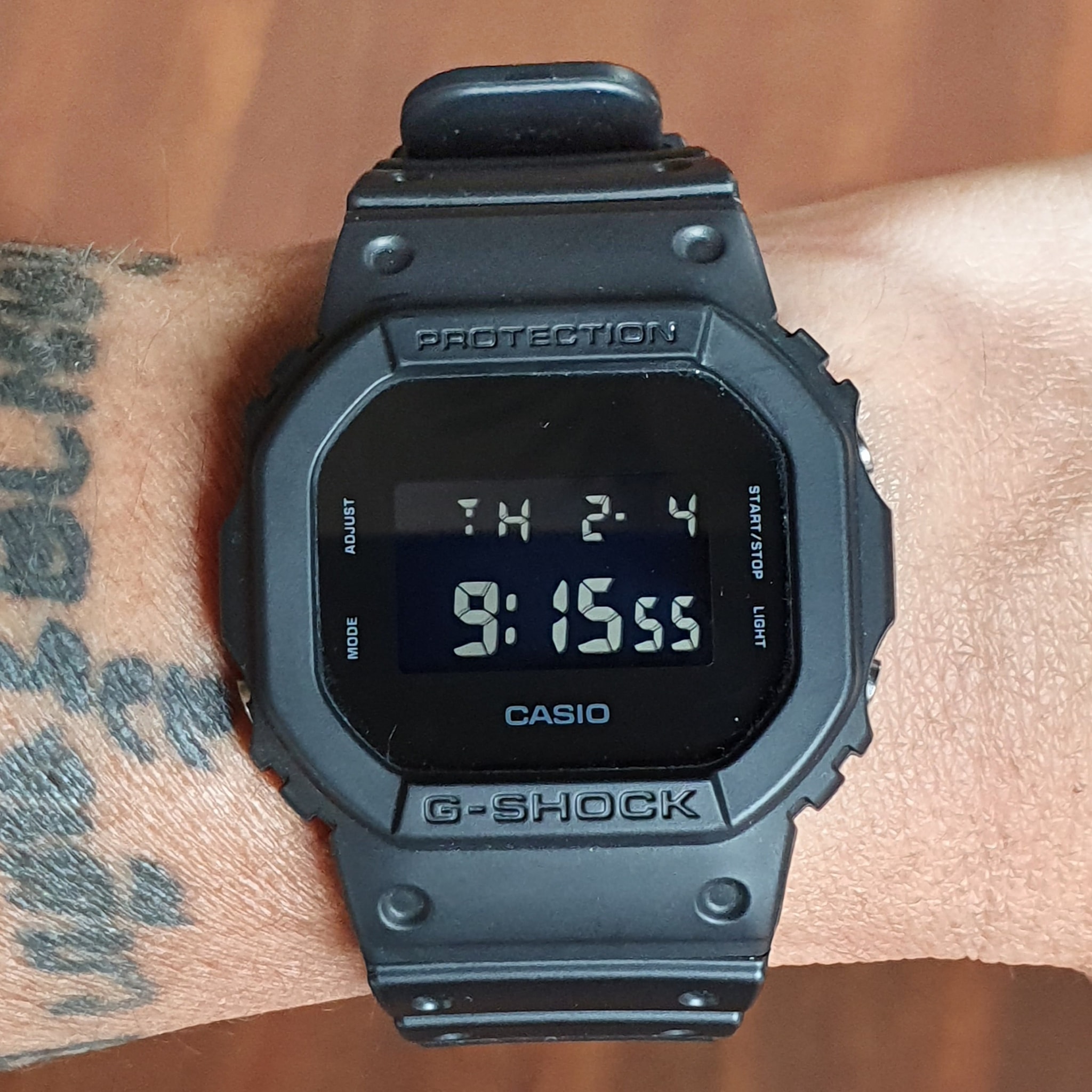 New G-Shock... A new Collab with Vaultroom: DW-5600VR26-1 Released 