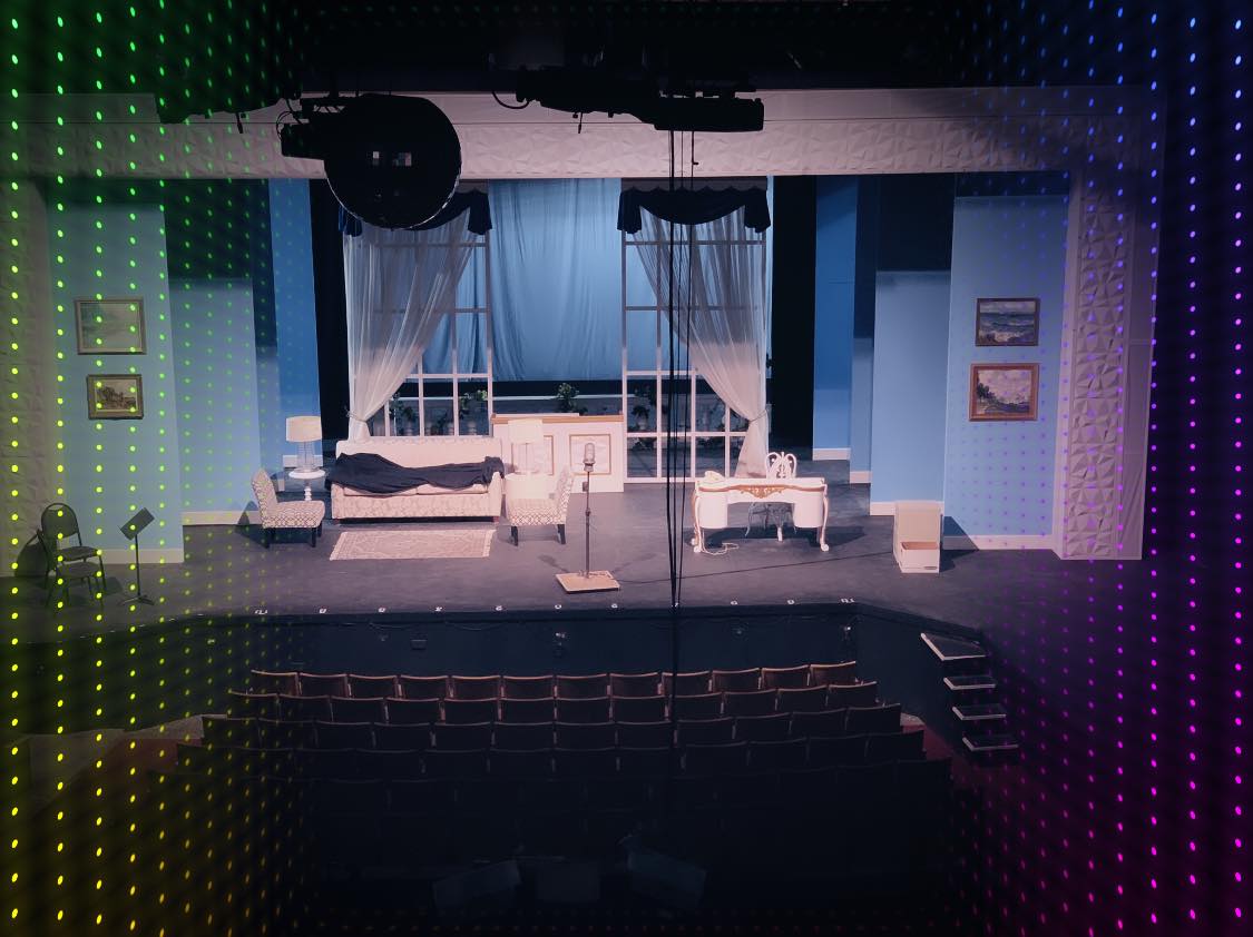 New set. New show. More live... - Diamond Head Theatre