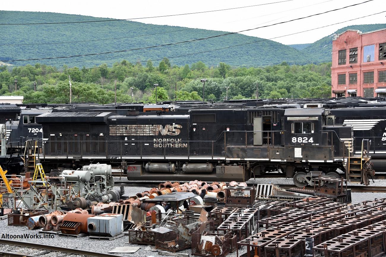 NS 4706 renumbered as NS 6706 for AC44C6M rebuilds