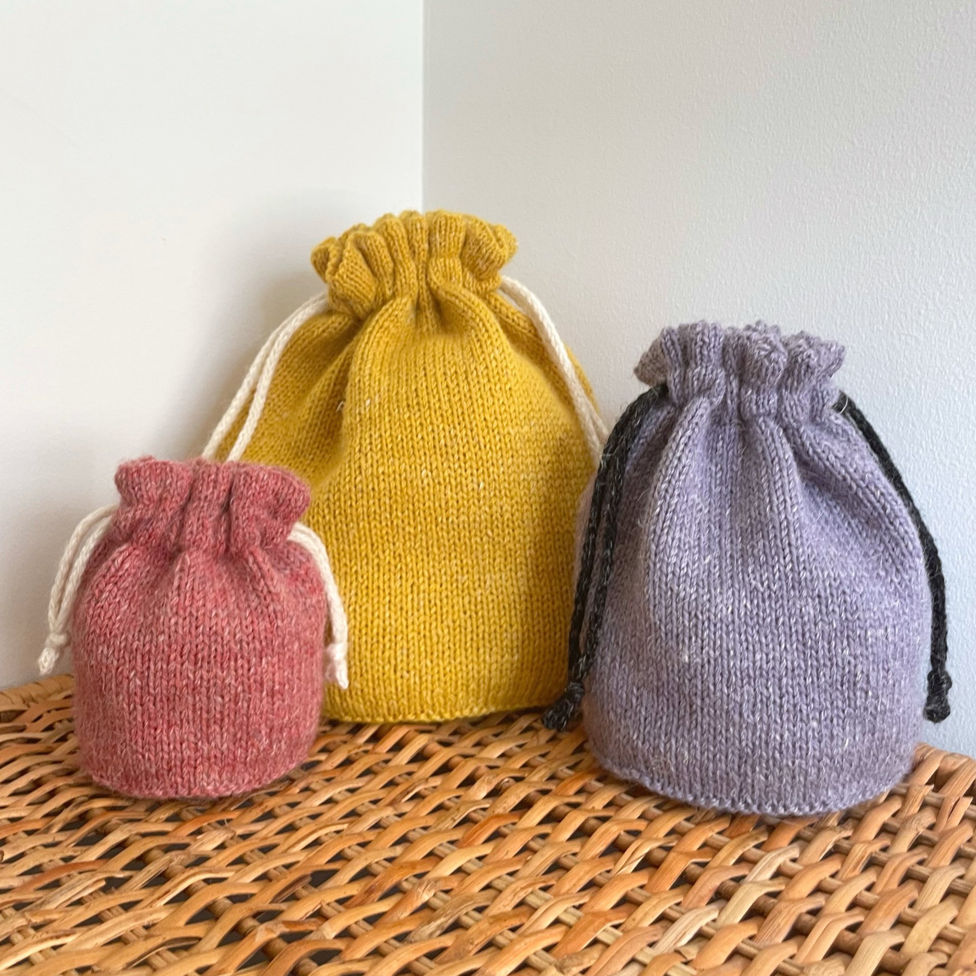 String Bag Knitting Pattern Drawstring Bag Knitting Patterns In The
