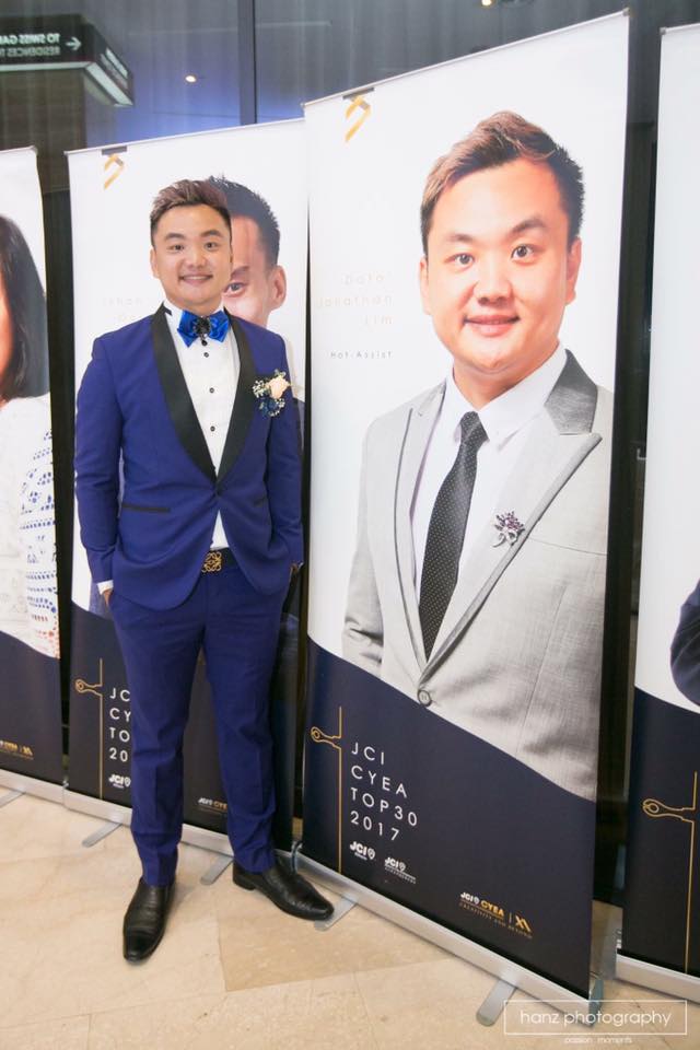 Jonathan Lim - Jonathan Lim added a new photo.