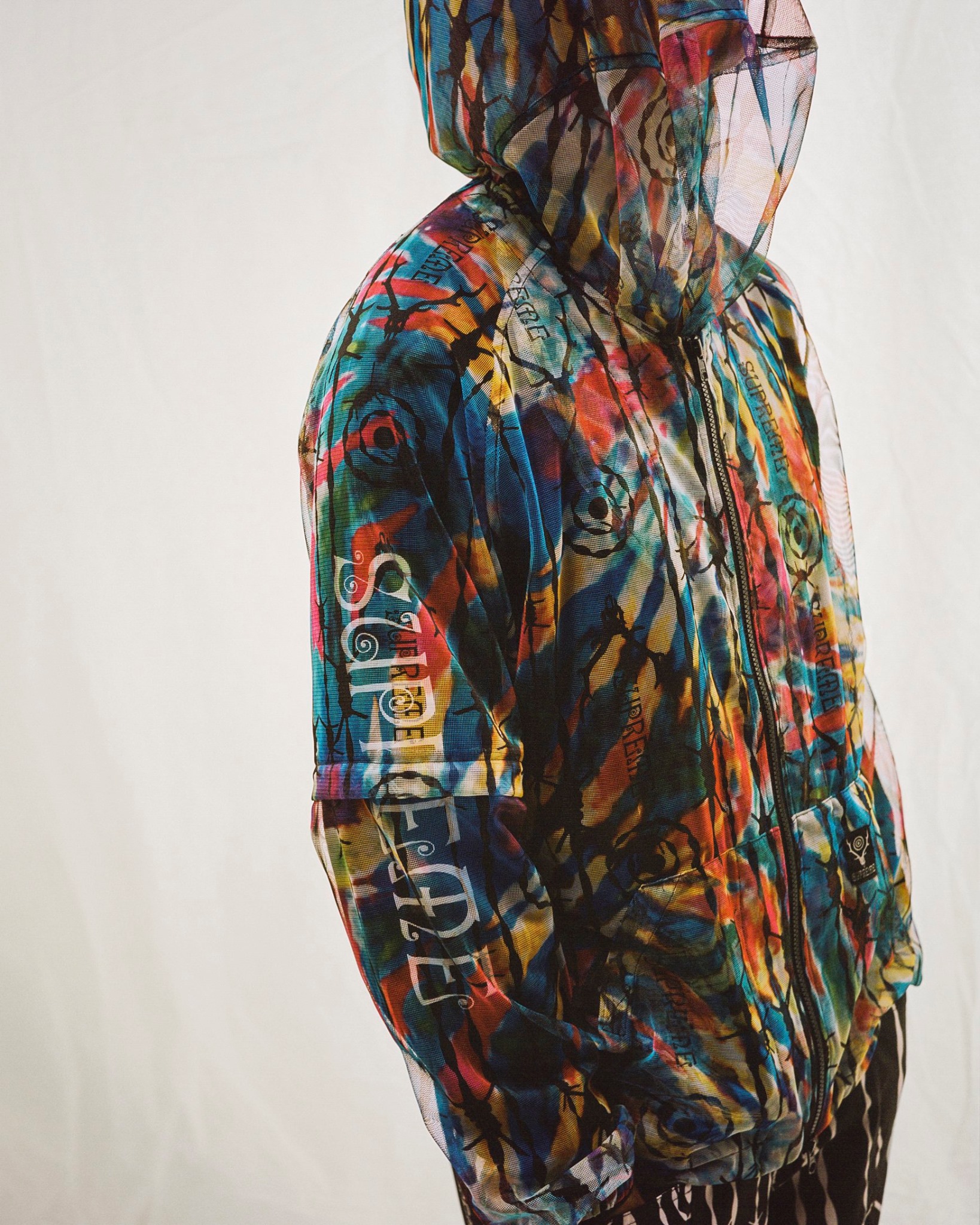 Supreme®/SOUTH2 WEST8 Founded in 2003, SOUTH2 WEST8 is a Japanese