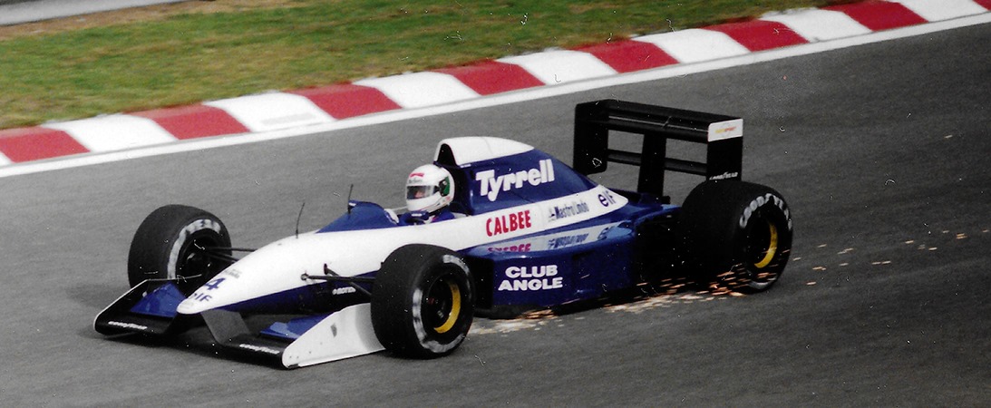 Andrea de Cesaris in 1993 Hockenheim with Tyrrell 021