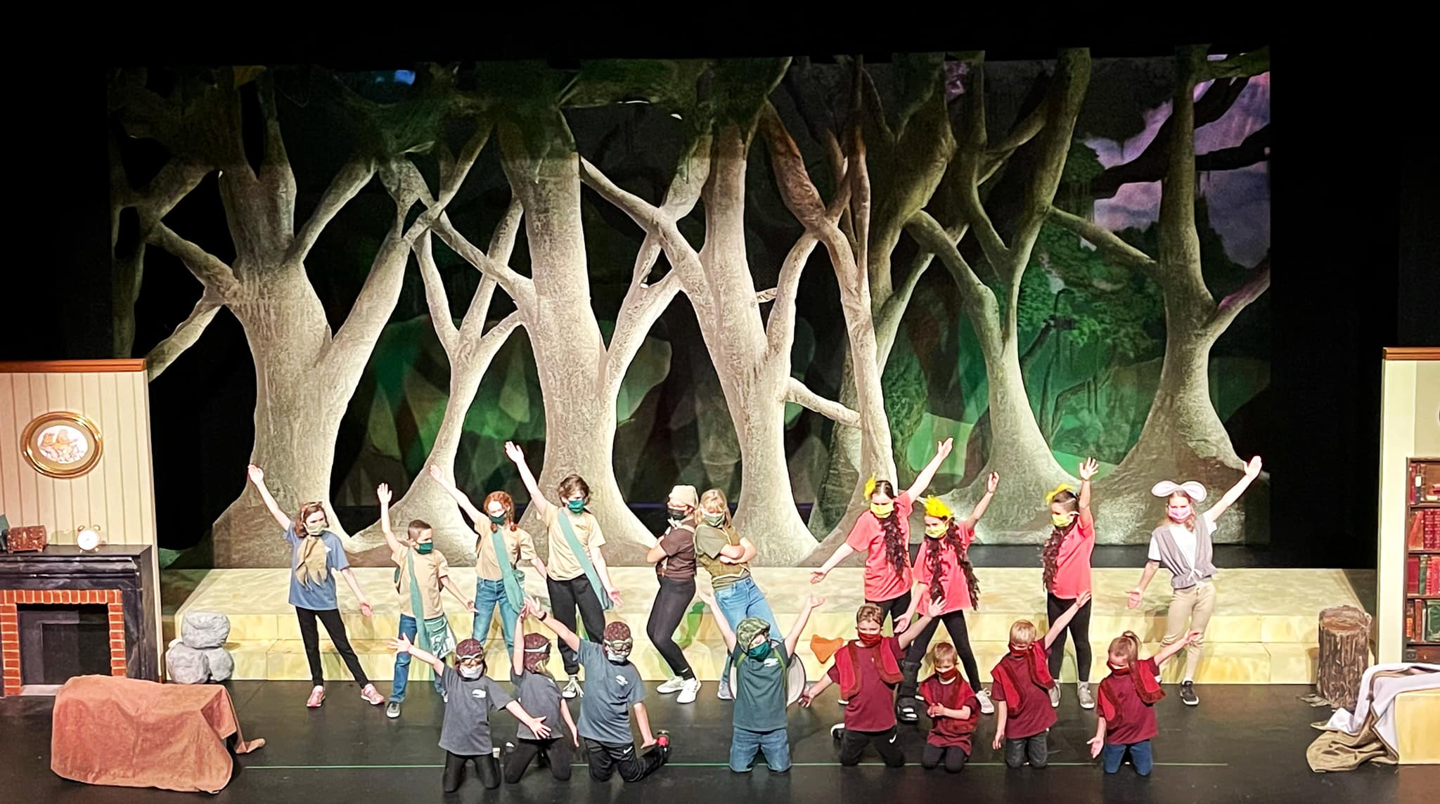 Missoula Children's Theatre - A Year with Frog and Toad KIDS! opens ...