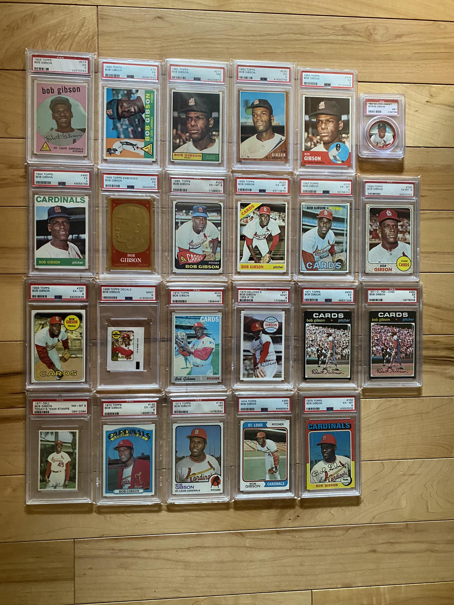 Bob Gibson vintage PSA 5 collection