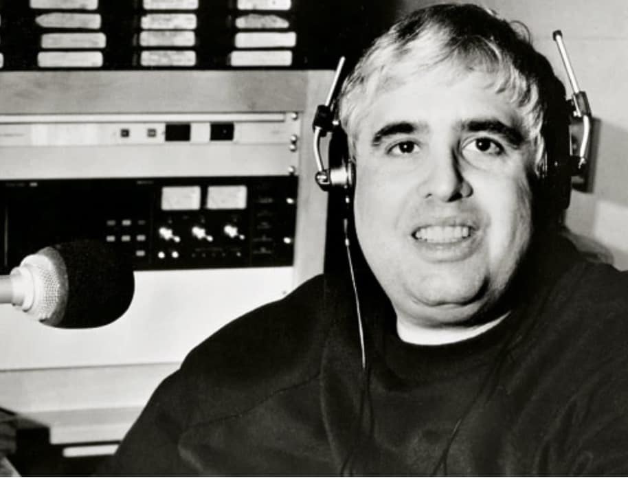 Eddie Schwartz was a true pillar of AM radio in Illinois. He was