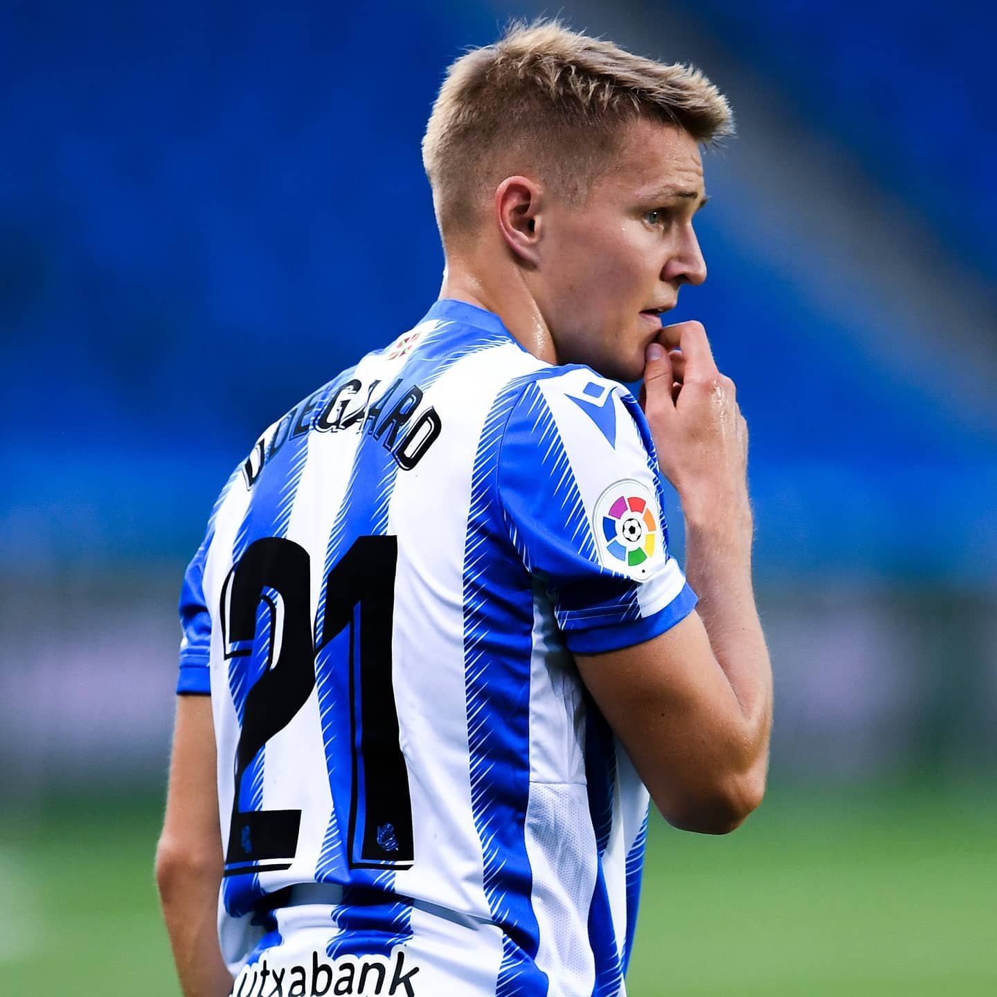 Real Sociedad Ødegaard 21 ユニフォーム M Odegaard shines again as