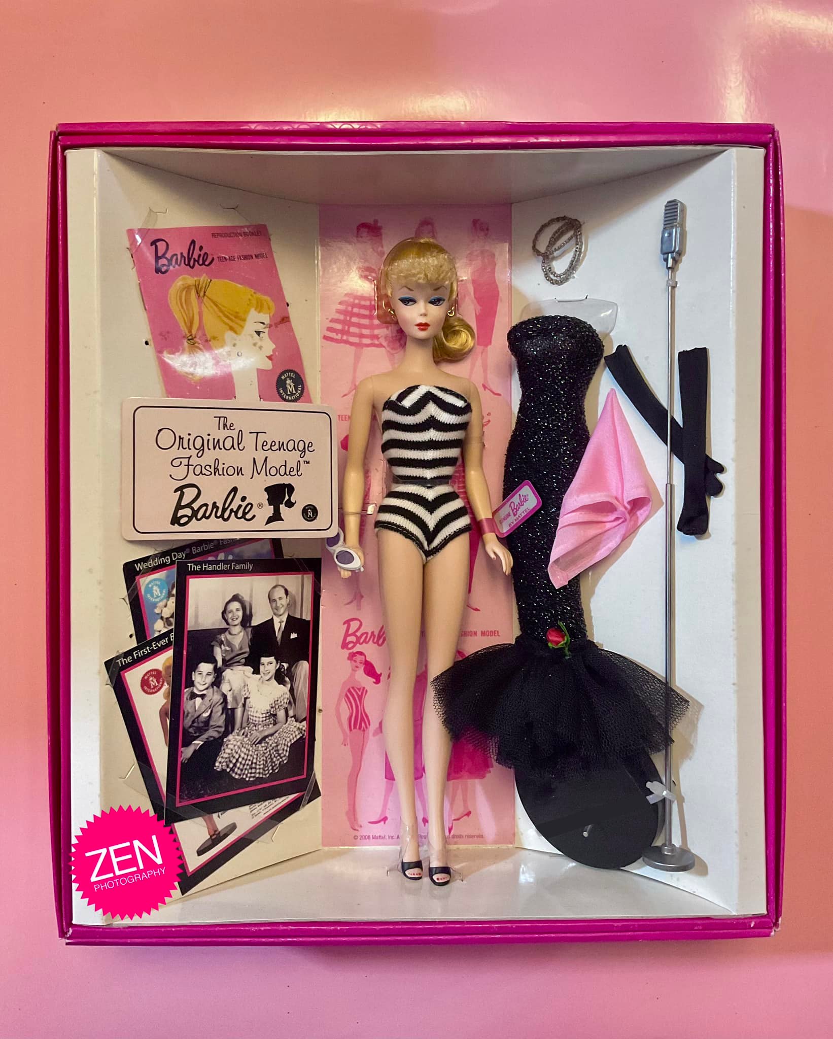 Barbie Vintage Repro Gift Set Collection Showcase