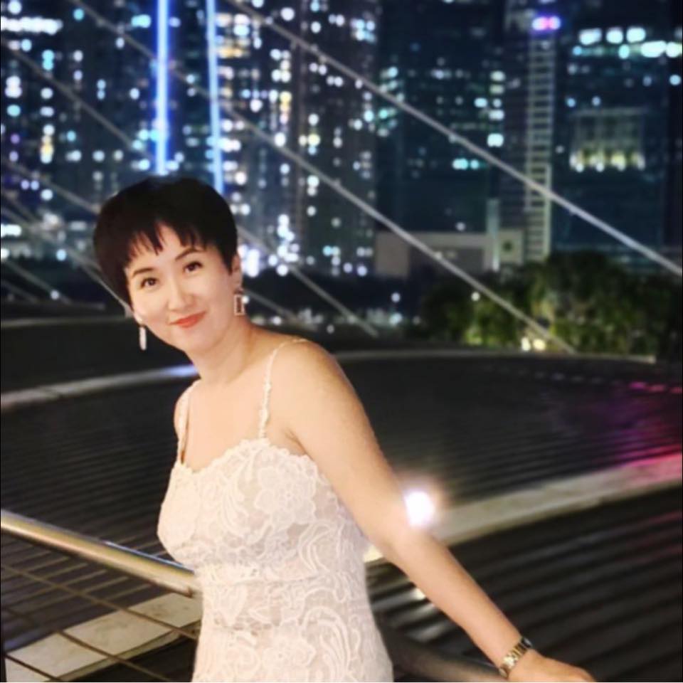 Hui Meng 杨慧敏 - 如果你爱我， 请你先爱你自己 爱我的同时 也爱着你自己 你若不爱你自己 你便无法来爱我 因为，我也爱你 我爱你 ...