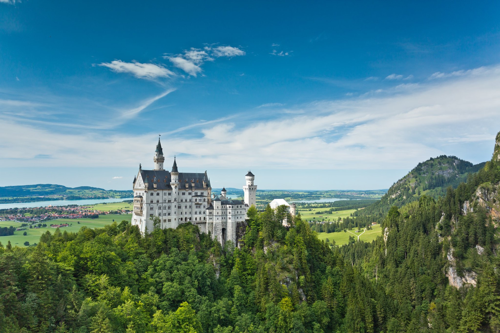 Daily Dose of Europe: Neuschwanstein A fairy-tale castle in a 