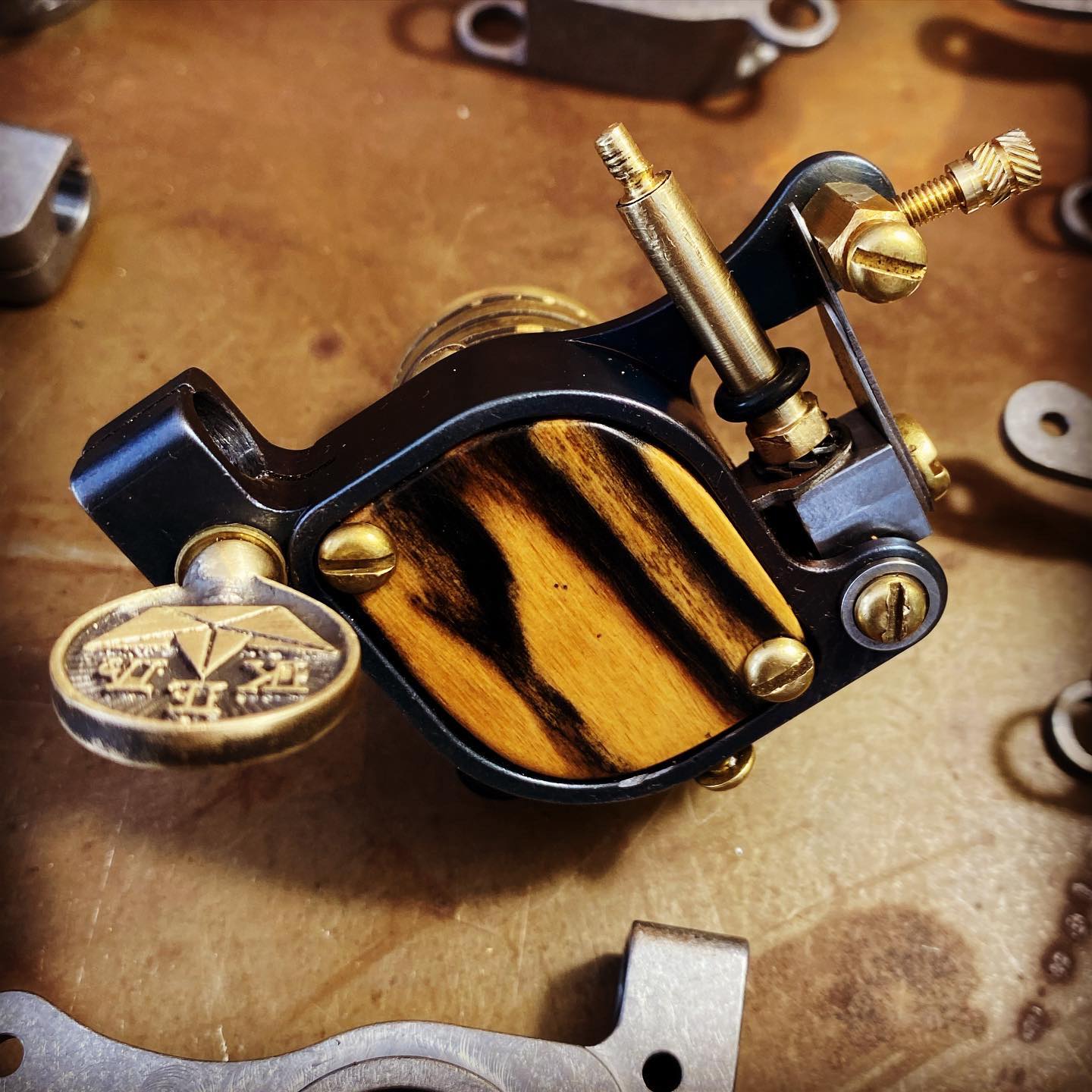 Machine à Tatouer Rotative KEA Hybrid Universalis – Garantie à Vie, Made In France