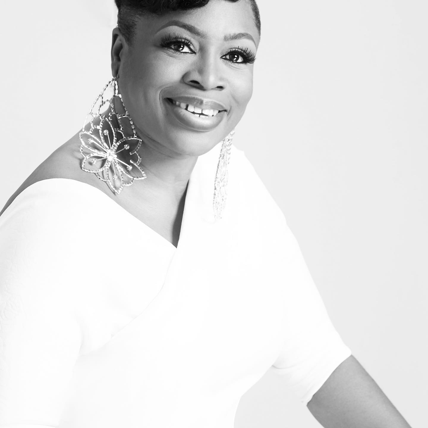 Sinach - PRAY WITH ME The Word of God is in my heart and in my mouth ...