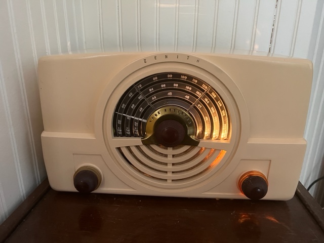 1948 Zenith 7H820 triple band radio review