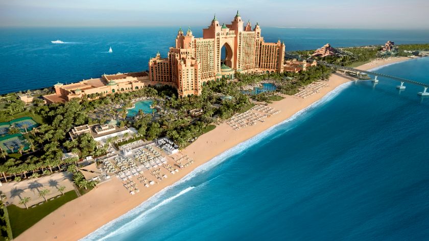 letsgo2 - The iconic Atlantis, The Palm sit's on the apex... | Facebook