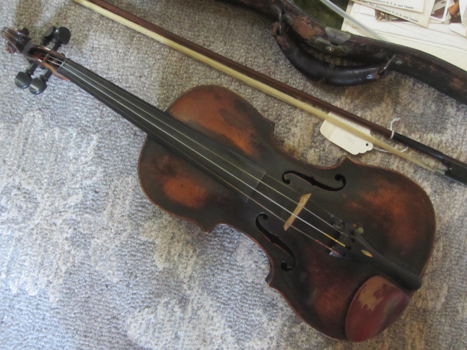 What is the value of a Jacobus Hornsteiner 1927 handmade violin?