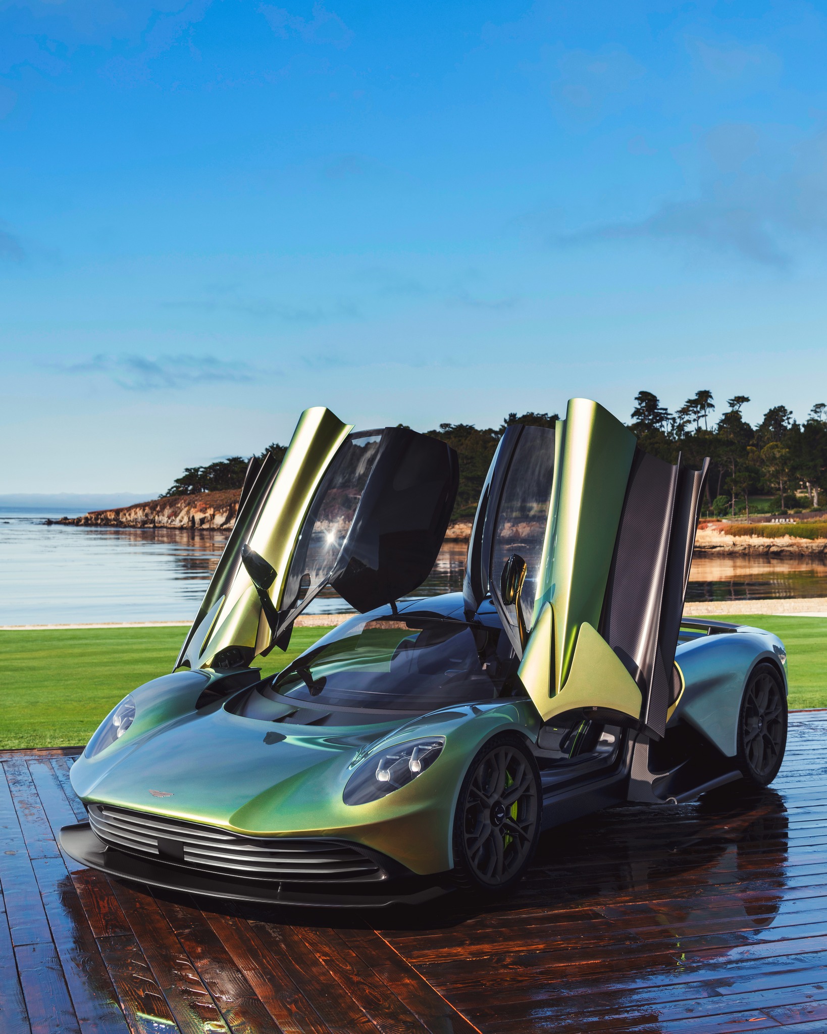 Aston Martin - Uncompromising. Direct. A revolution.... | Facebook