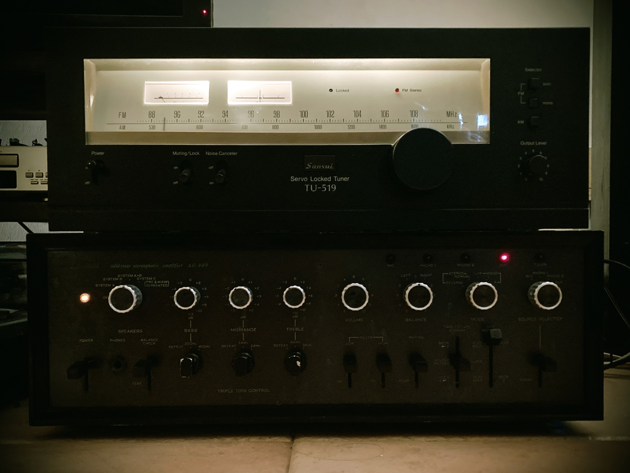Sansui TU-9500 (Tuner) and Sansui AU-9500 (Integrated Amplifier).