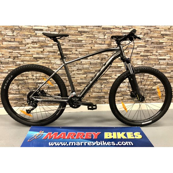 Scott Aspect mountain bike with disc brakes and Shimano components