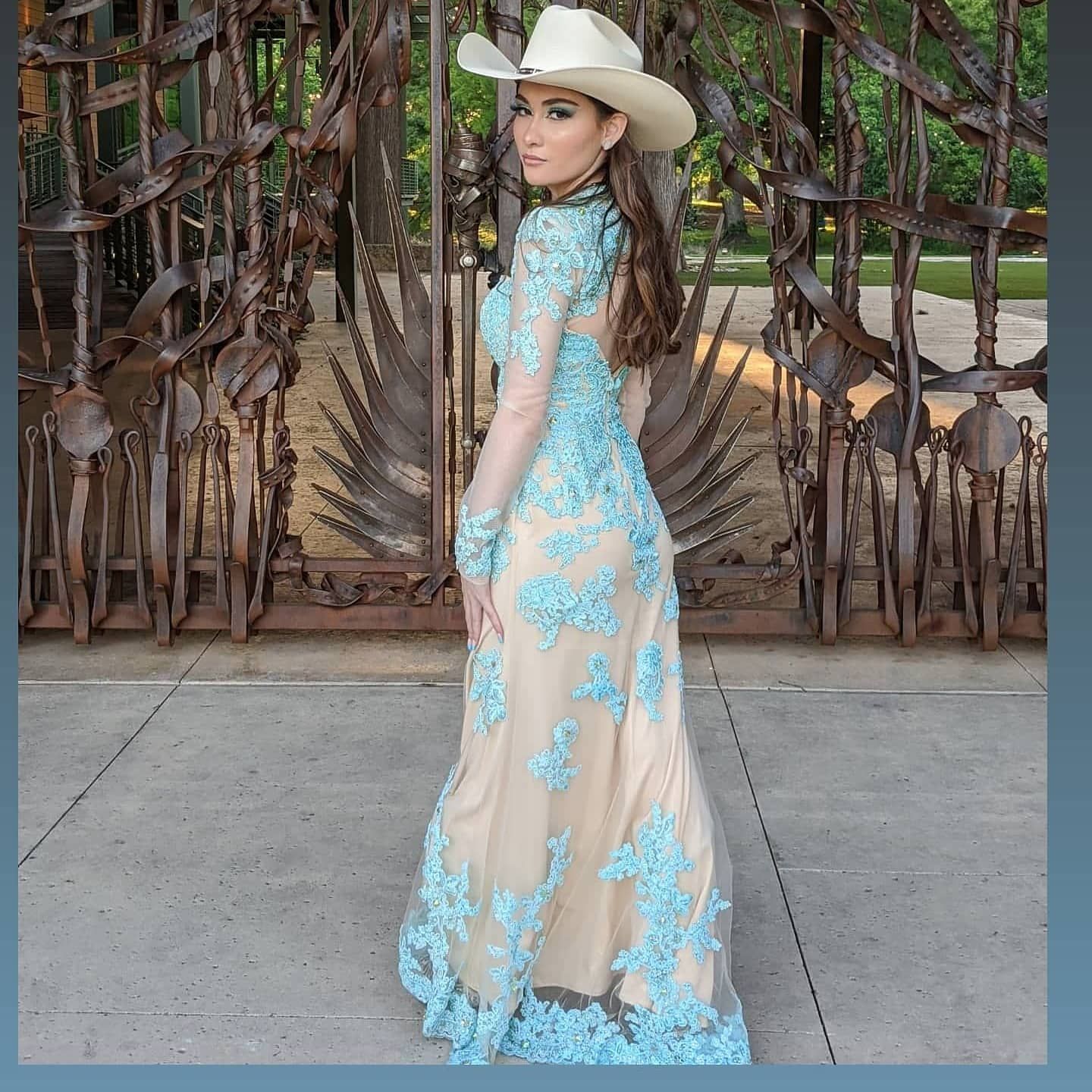 formal dress with cowboy hat I'm a Texan 110%. I even wore my western to prom!!