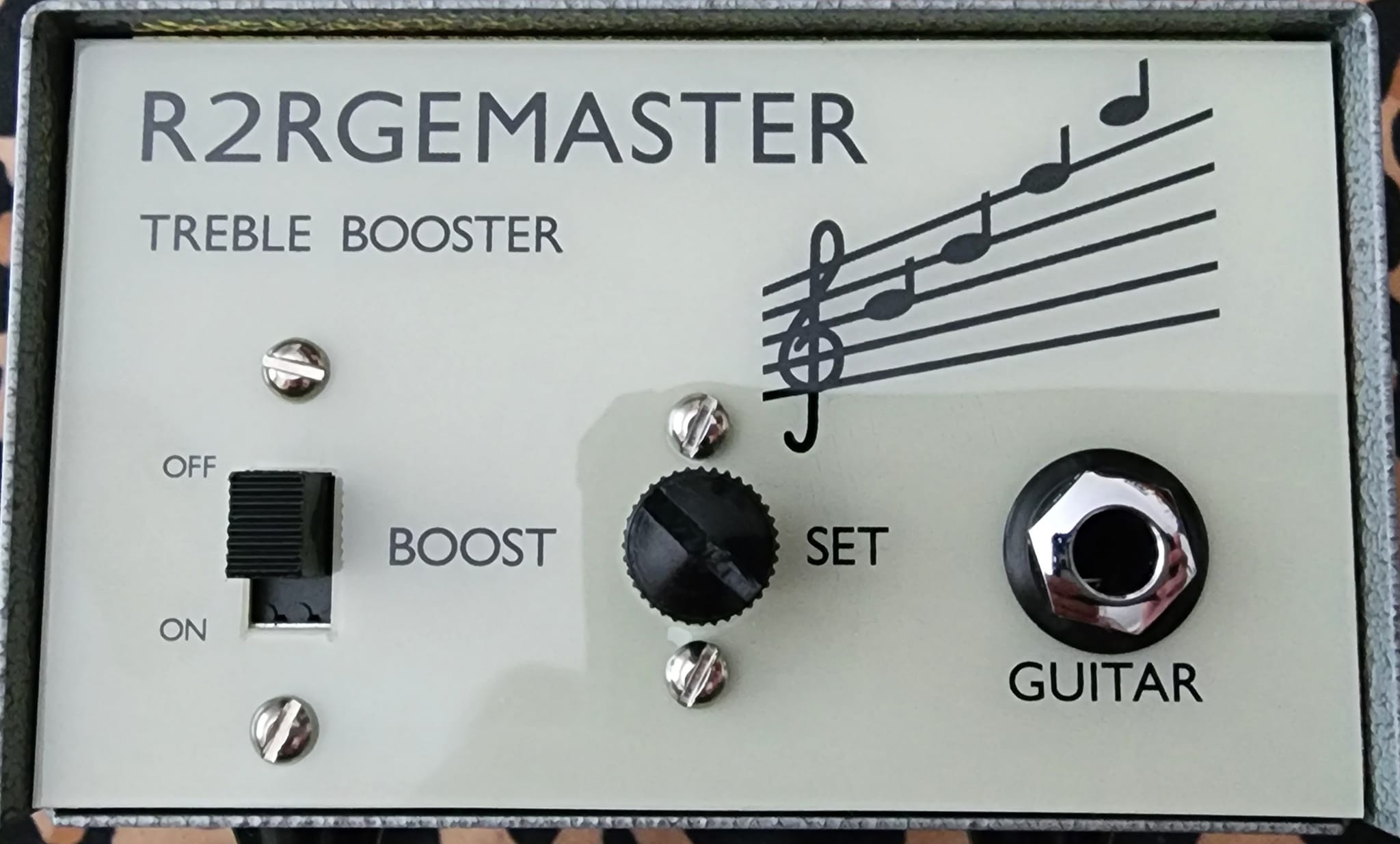 Hand-built treble booster with 6 tone modifications