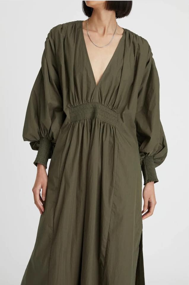litsa maxi dress calista green RUNAWAY THE LABEL Sz 8, Only worn once Green Dresses