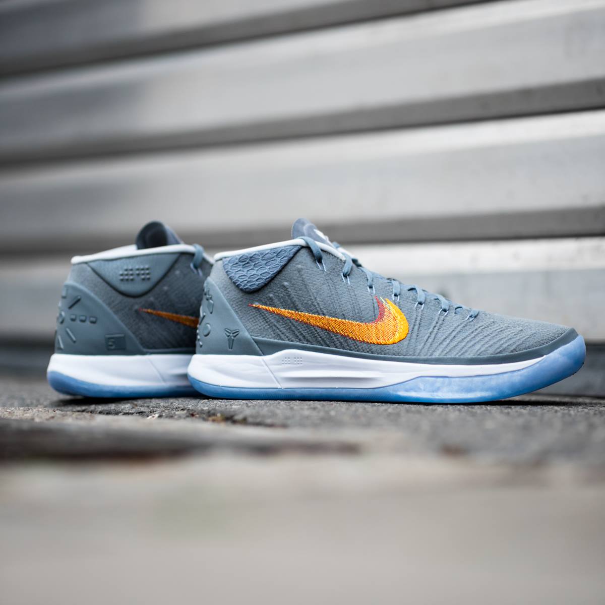 ⚪ Nike Kobe A•D original ? ? Light Bone ⚪ Size : 43 (27.5 cm 
