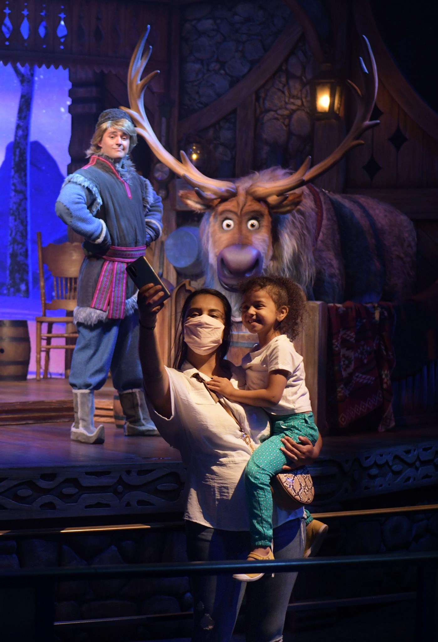 « Les aventures d'Olaf », un... - Disneyland Paris
