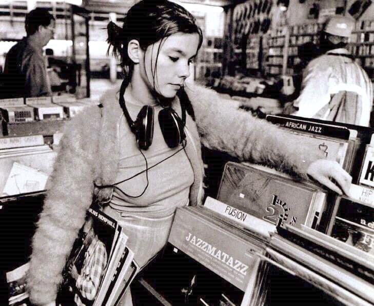 Naomi Campbell, Bjork, Helena Christiensen and Damon Albarn 1994.