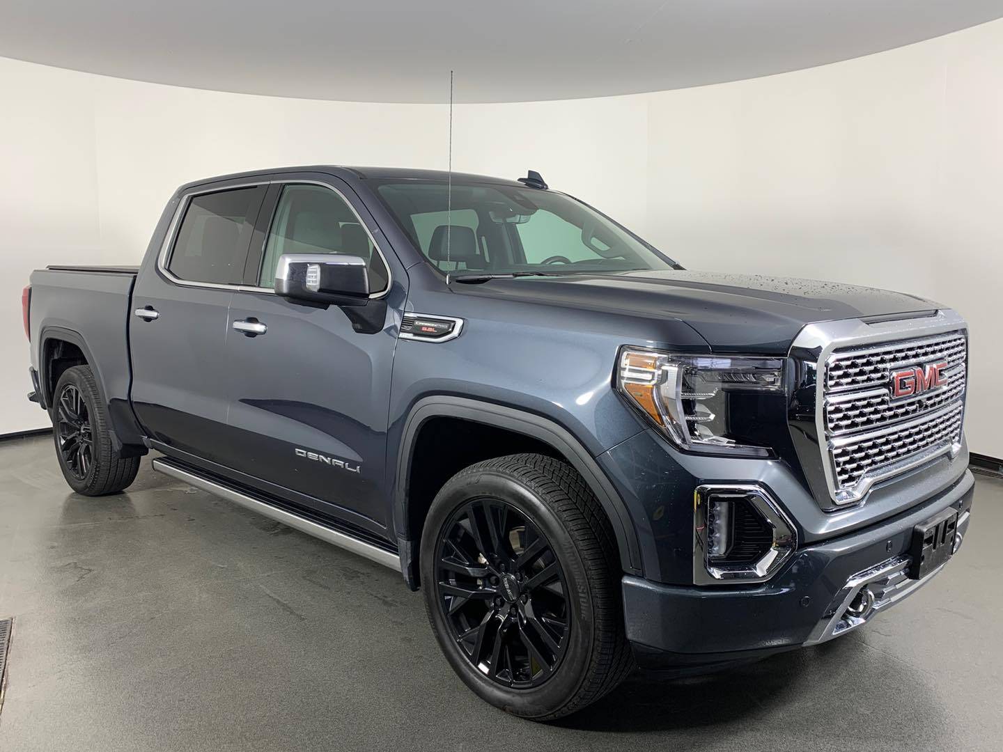 2021 GMC Sierra 1500 Denali with... Kearns Motor Car Co.