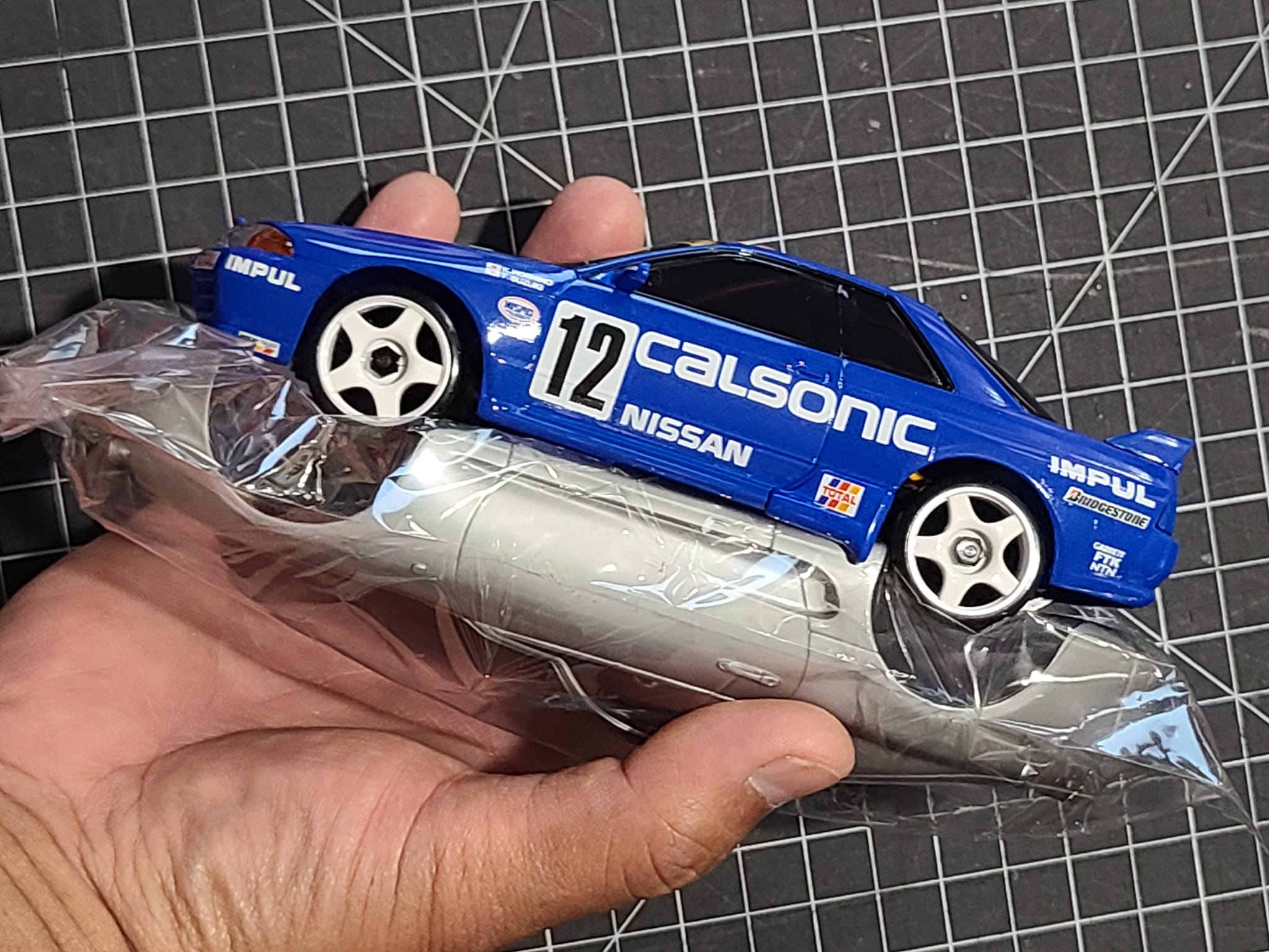 What's needed to modify a Mini-Z from 102 to 98mm?