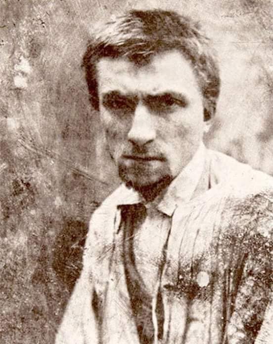 📸French sculptor Auguste Rodin, taken in 1862 when he was 22 years old. The photograph was taken by Charles Aubry