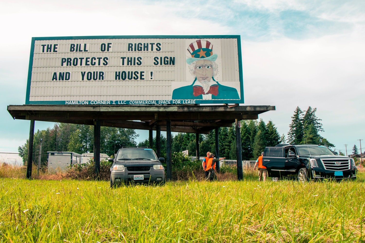 We The People FOR The Hamilton Corner Sign!! | Facebook