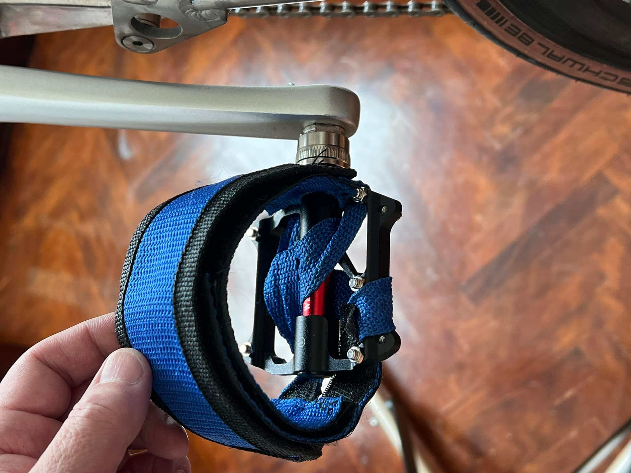 Upgrading Brompton M6R pedals to titanium quick release