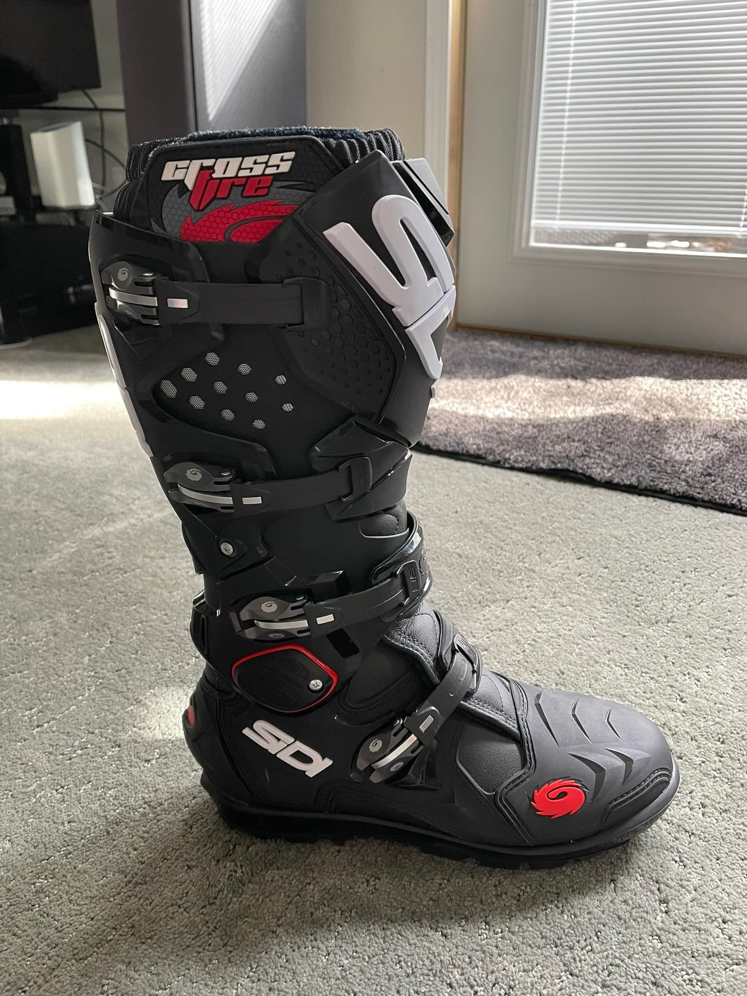 Sidi motorcycle boots with 28.5 cm insole length for sale?
