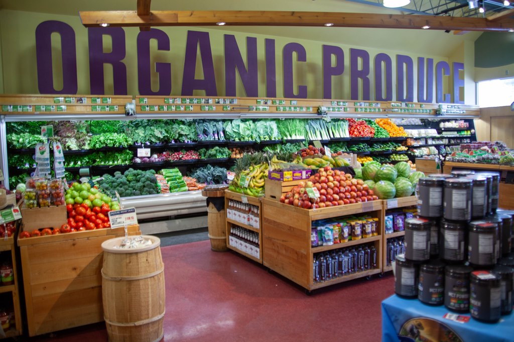 Roots Market - HIRING! Head into the New Year with a NEW...