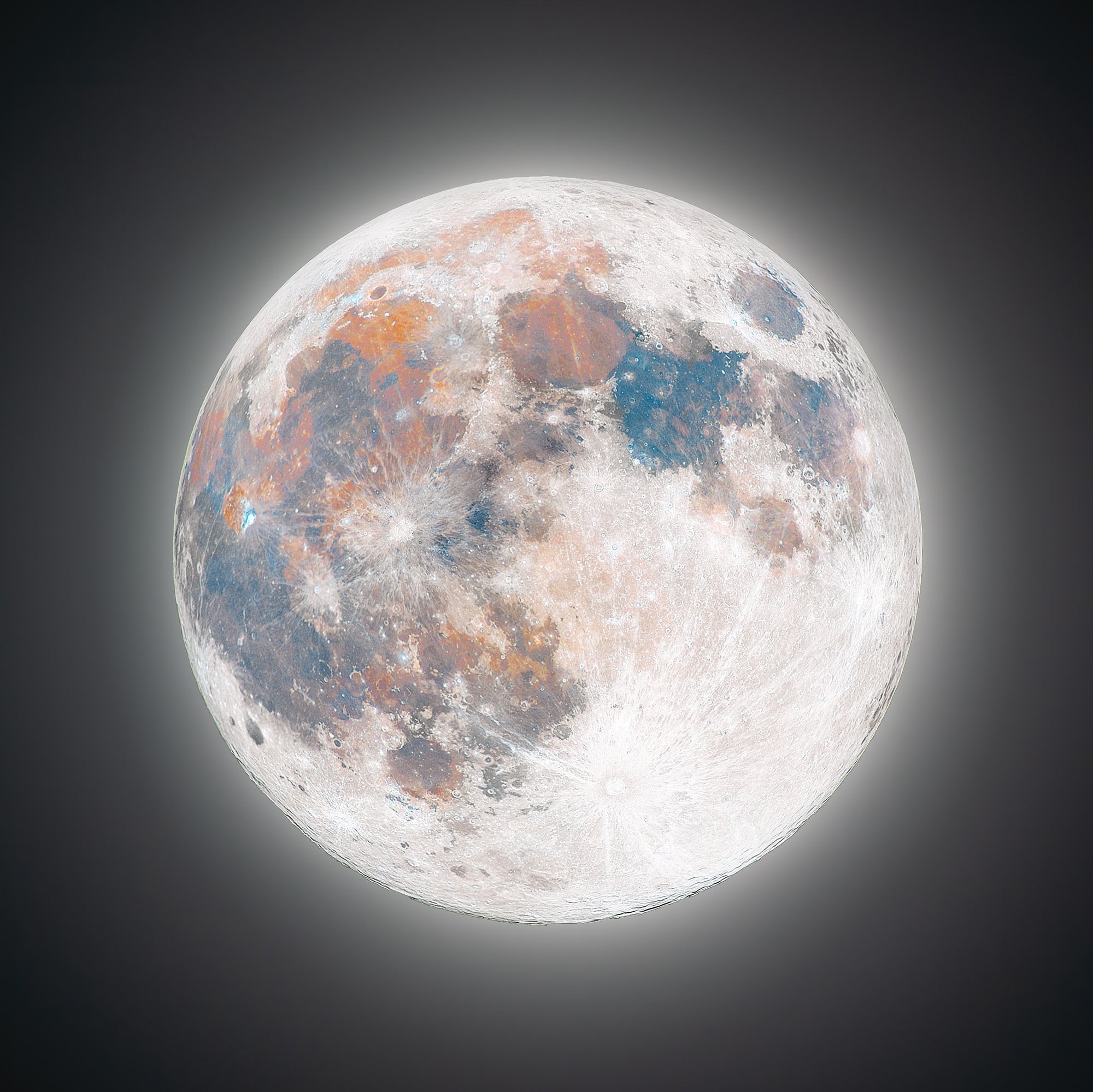 Full Moon of 15.1.2025 from 0:16 a.m.in usual colour and in