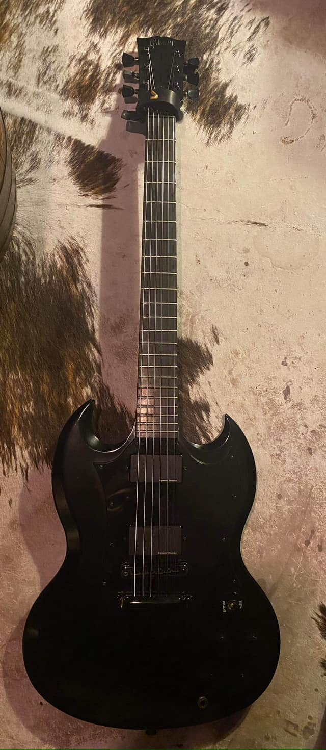 Gibson SG Gothic II 2006 with custom pickguard