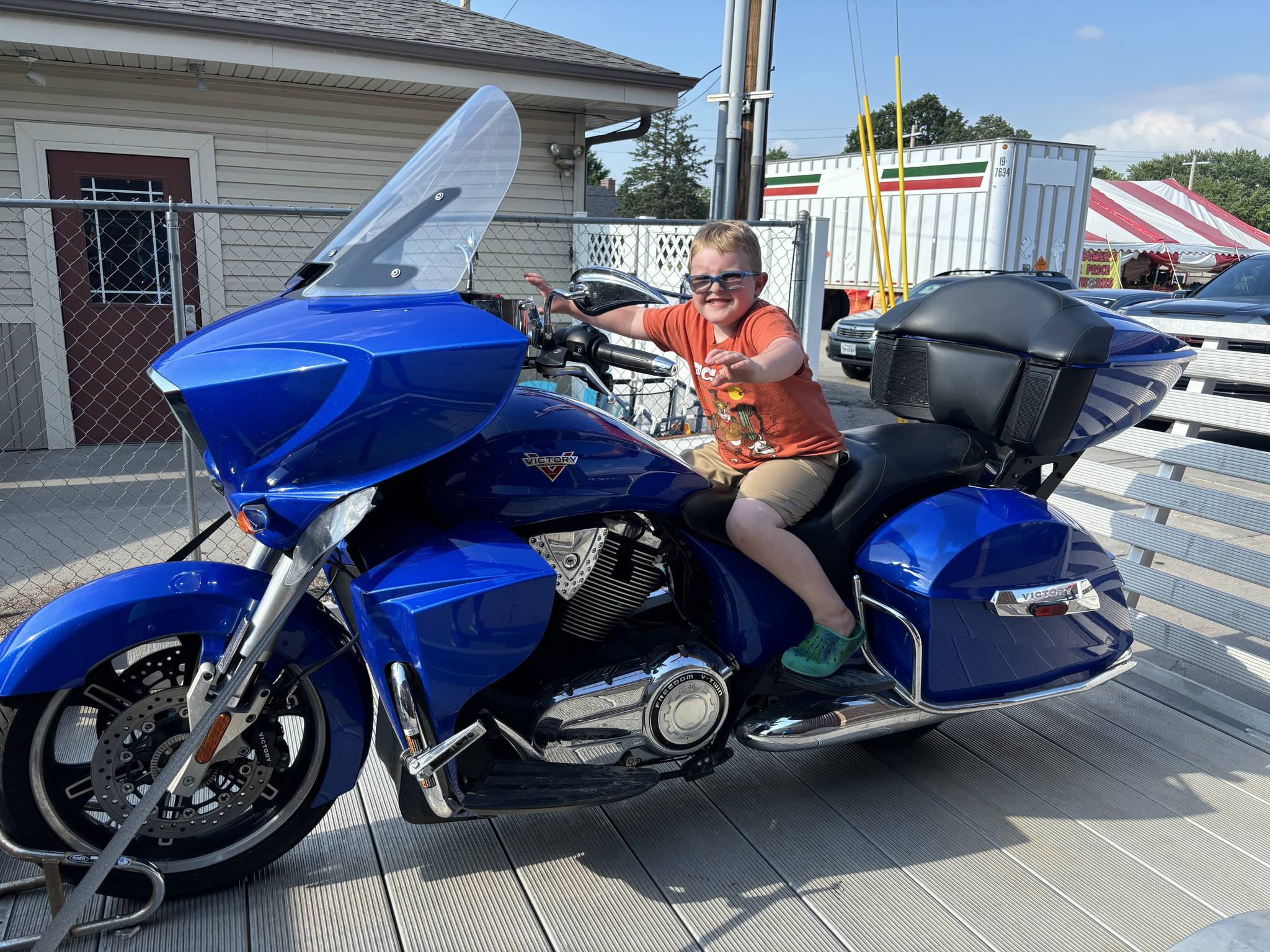 lay Got out for a nice day ride with the wife and puppy, after a